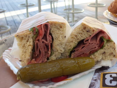 Restaurant in Tel Aviv: Pier 23