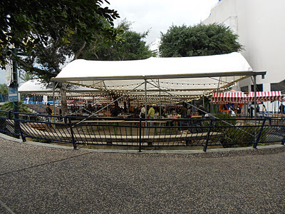Shopping in Tel Aviv: Dizengof Square flea market