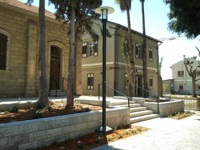 Shopping in Tel Aviv: The Sarona Complex