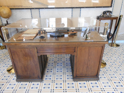 Things to see in Tel Aviv: Old City Hall and the Tel Aviv Museum